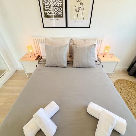 Palm Beach Aparment Sea Views توريمولينوس المظهر الخارجي الصورة